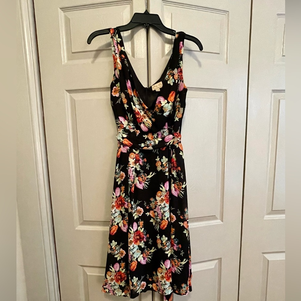 Lindy Bop Black Floral Surplice Dress